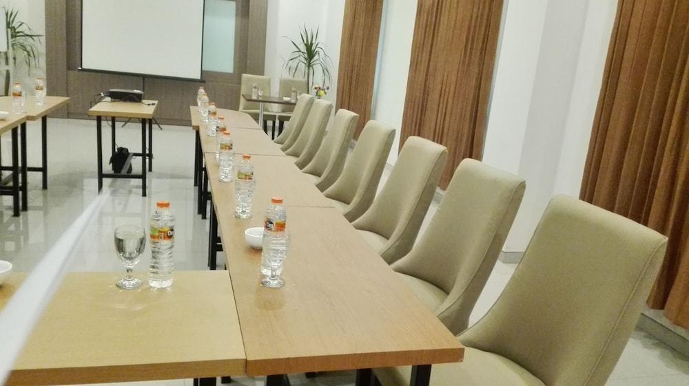 Midtown Xpress Sampit - Kalimantan Tengah المظهر الخارجي الصورة