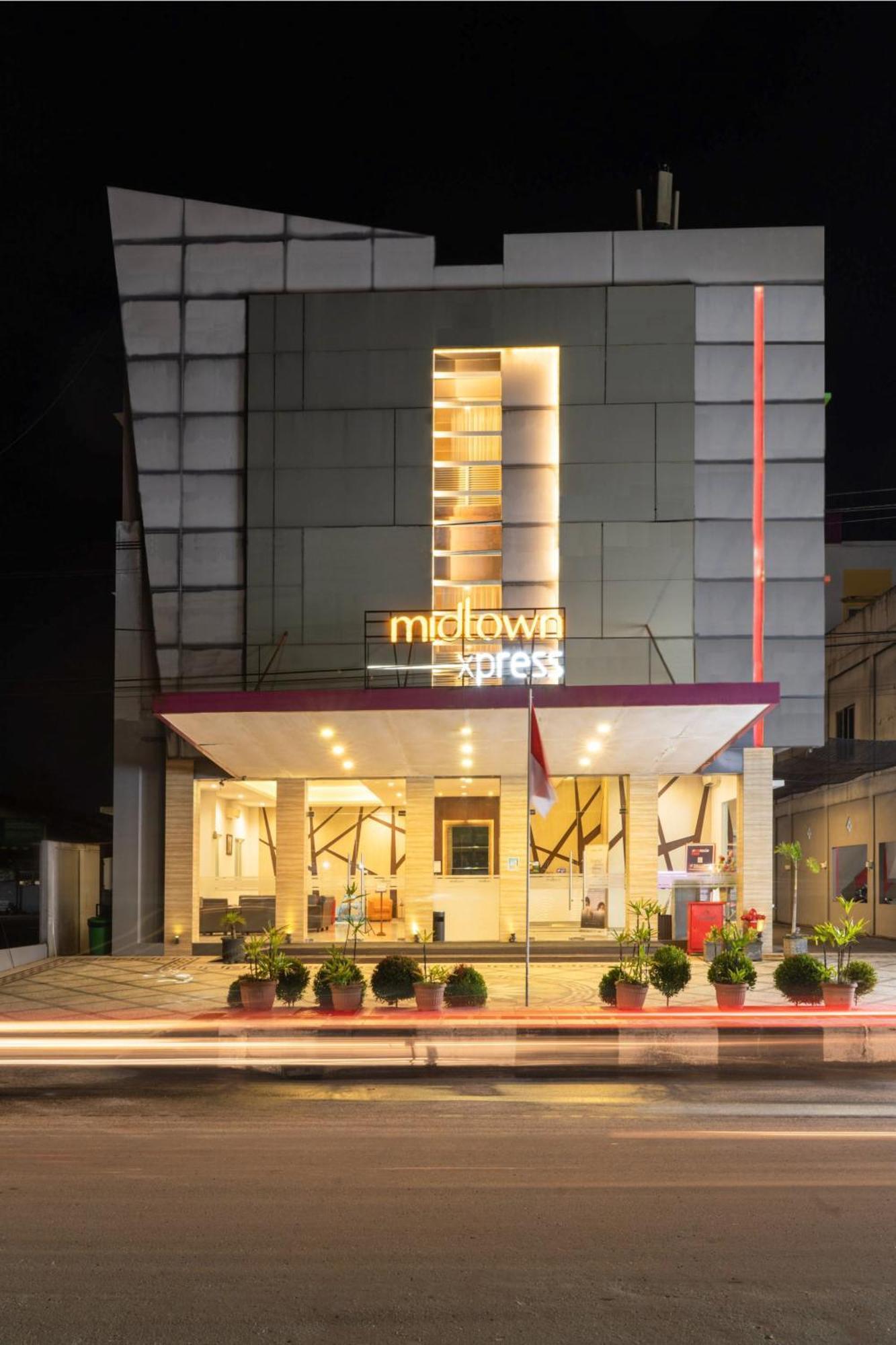 Midtown Xpress Sampit - Kalimantan Tengah المظهر الخارجي الصورة
