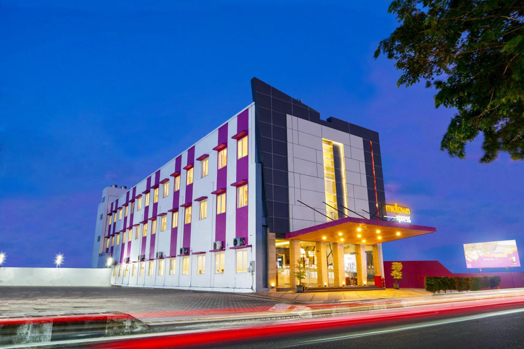 Midtown Xpress Sampit - Kalimantan Tengah المظهر الخارجي الصورة